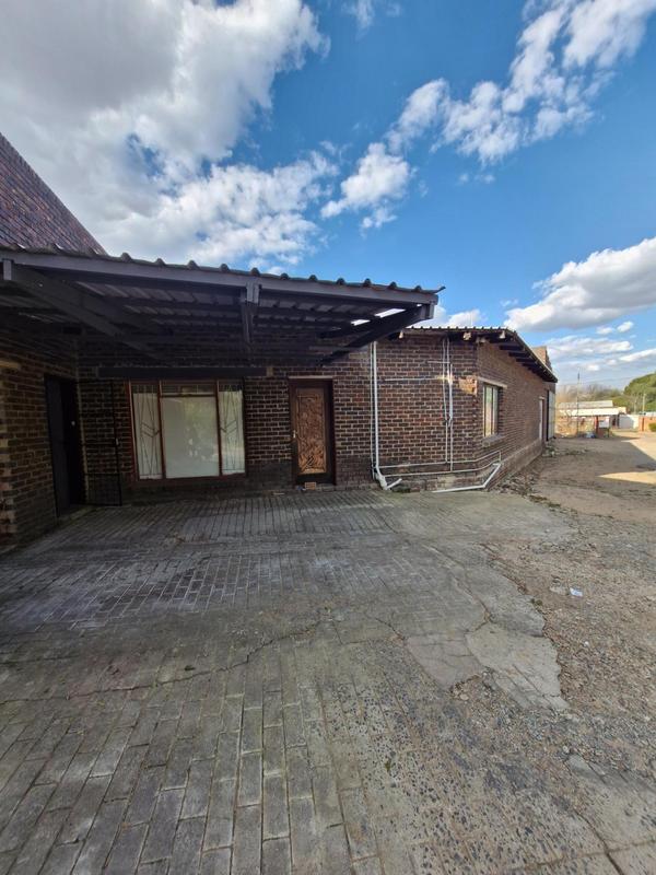 2 Bedroom Property for Sale in Vryburg North West